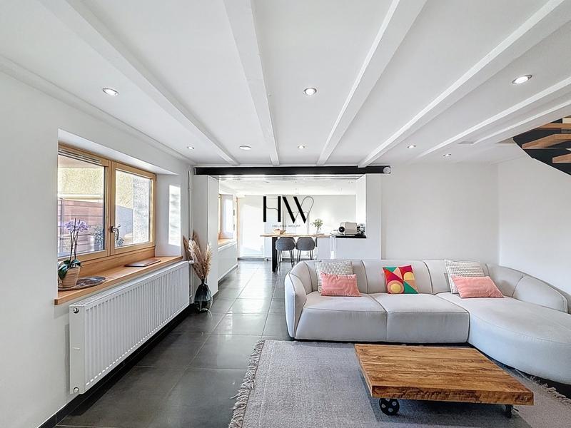 Maison - 103 m² - 4 pièces