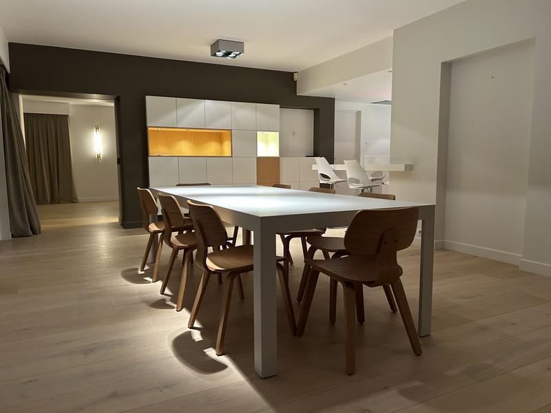 Maison - 249 m² - 8 pièces