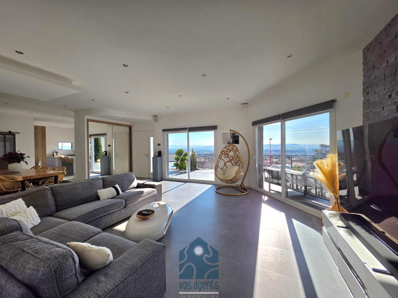 Villa - 130 m² - 5 pièces