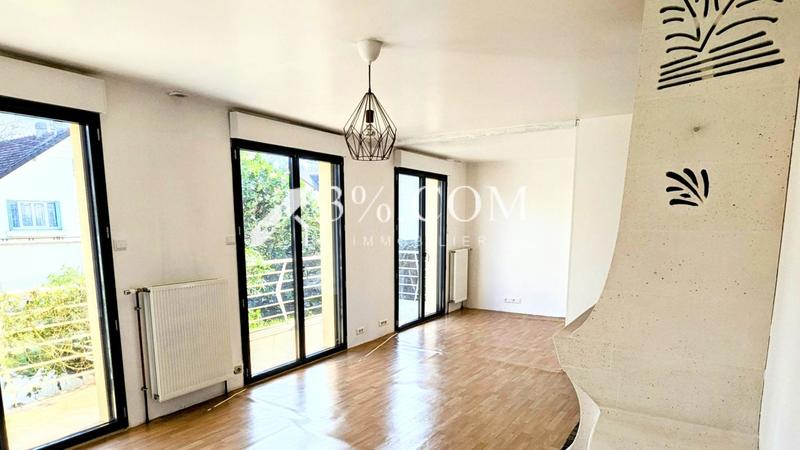 Maison - 95 m² - 4 pièces