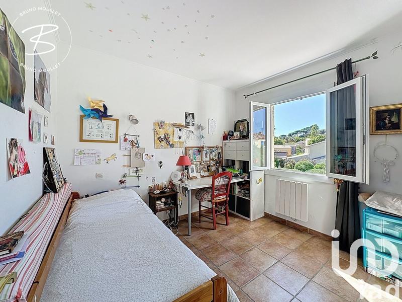 Maison - 81 m² - 5 pièces