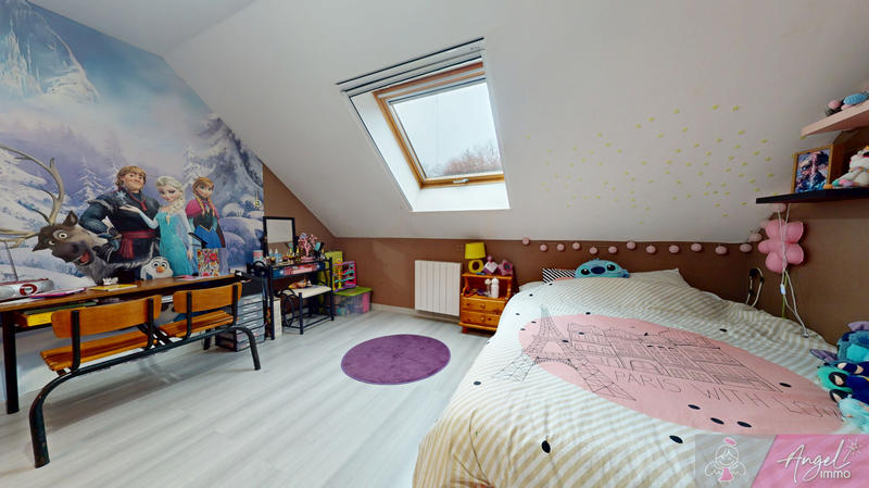 Maison - 168 m² - 7 pièces