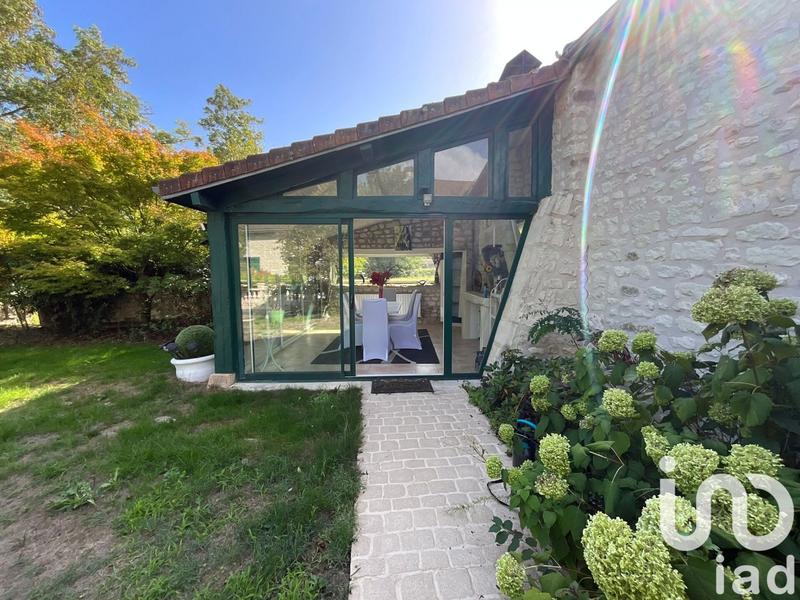 Maison - 656 m² - 10 pièces