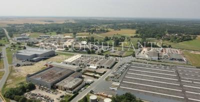 Entrepôt - 3 823 m²