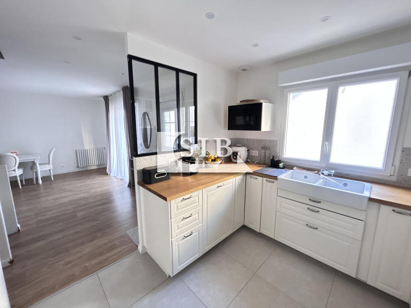 Maison - 150 m² - 6 pièces