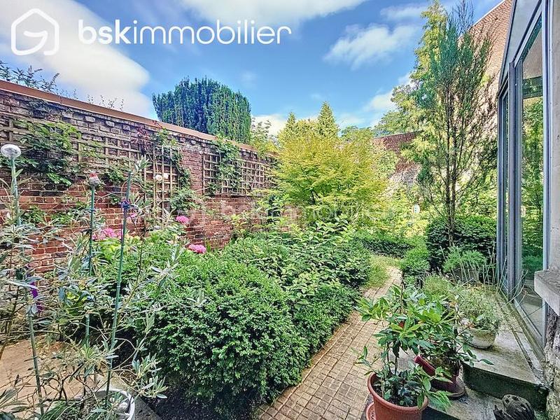 Maison de maîtres - 305 m² - 10 pièces