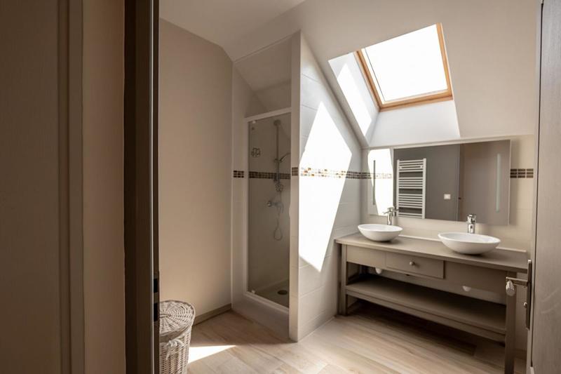 Maison - 407 m² - 11 pièces