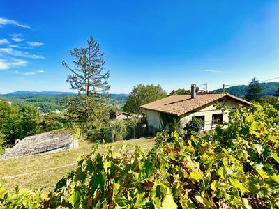 Maison - 106 m² - 5 pièces