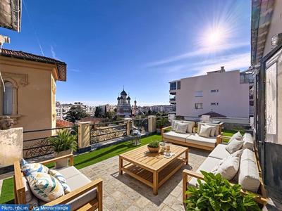 Appartement - 156 m² - 5 pièces