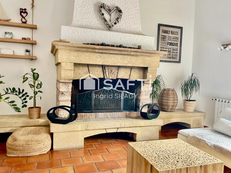 Maison - 200 m² - 7 pièces