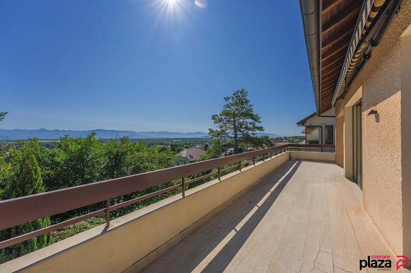 Villa - 320 m² - 7 pièces