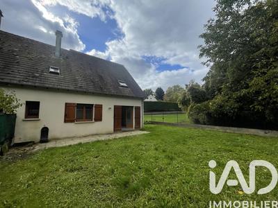 Maison - 90 m² - 5 pièces