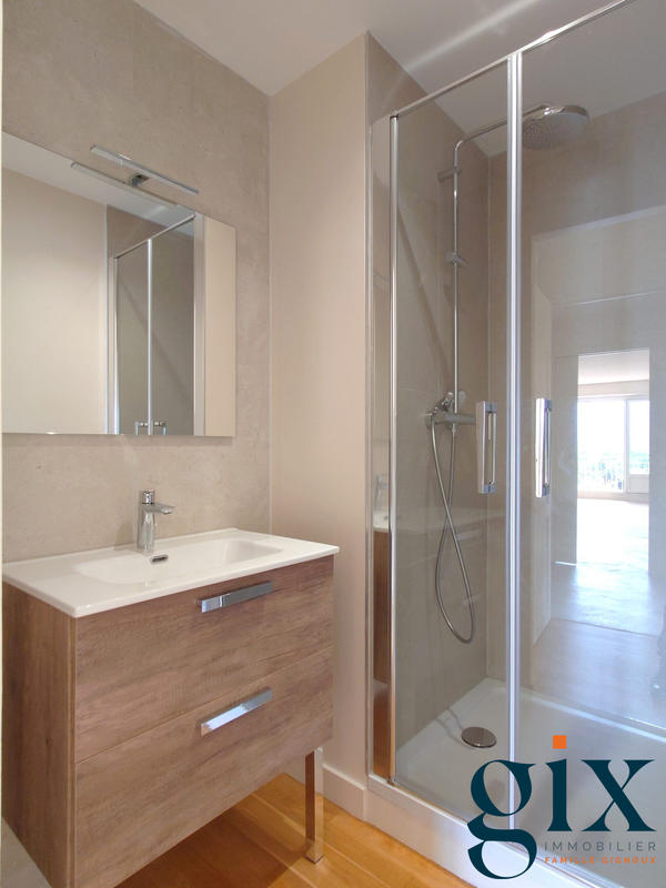 Appartement - 109 m² - 4 pièces