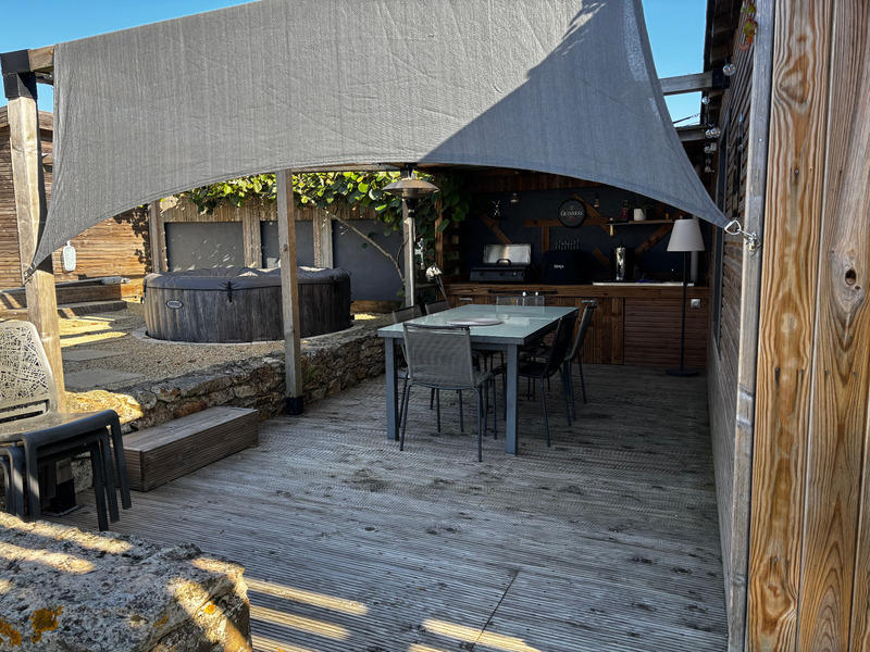 Longère - 193 m² - 8 pièces