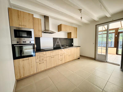 Maison - 145 m² - 6 pièces