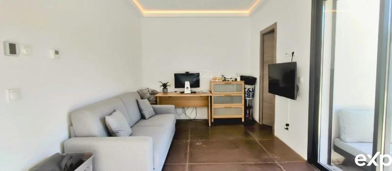 Villa - 180 m² - 5 pièces