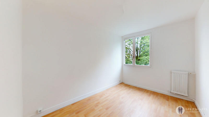 Appartement - 65 m² - 4 pièces