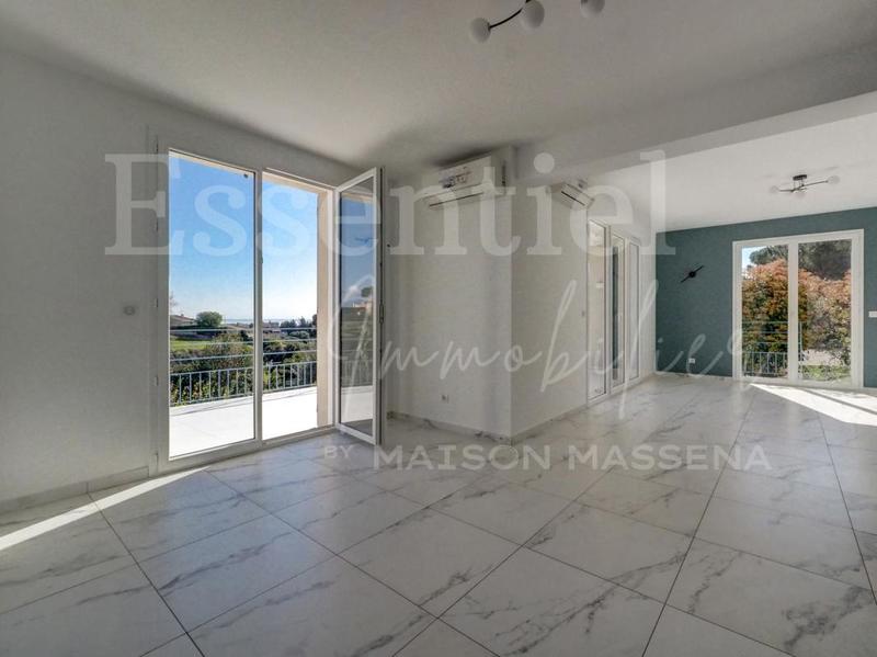 Maison - 123 m² - 4 pièces