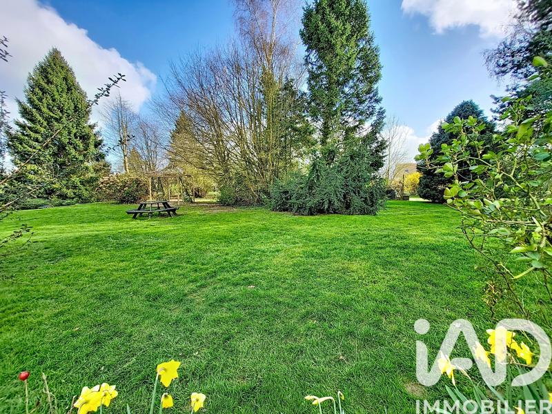 Maison - 219 m² - 8 pièces