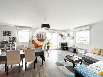 Appartement - 80 m² - 3 pièces