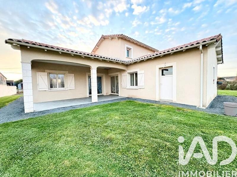 Maison - 159 m² - 5 pièces