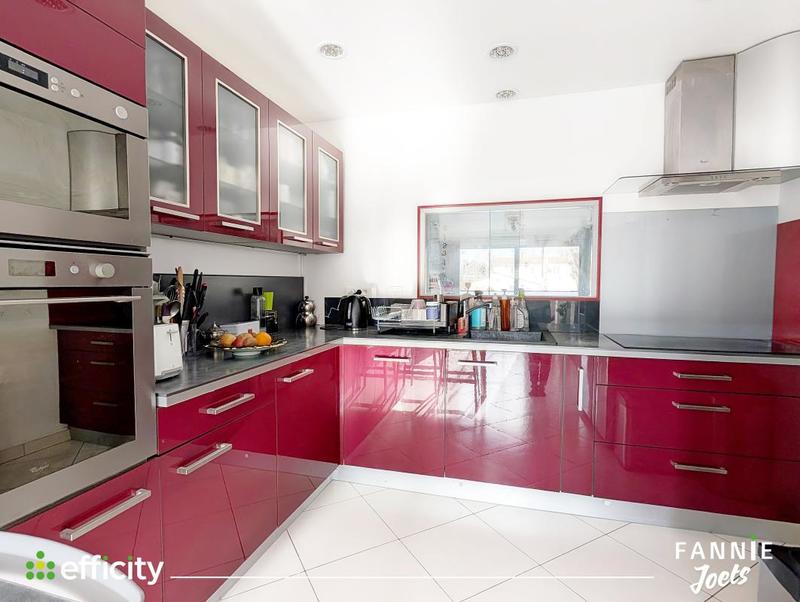 Pavillon - 123 m² - 7 pièces