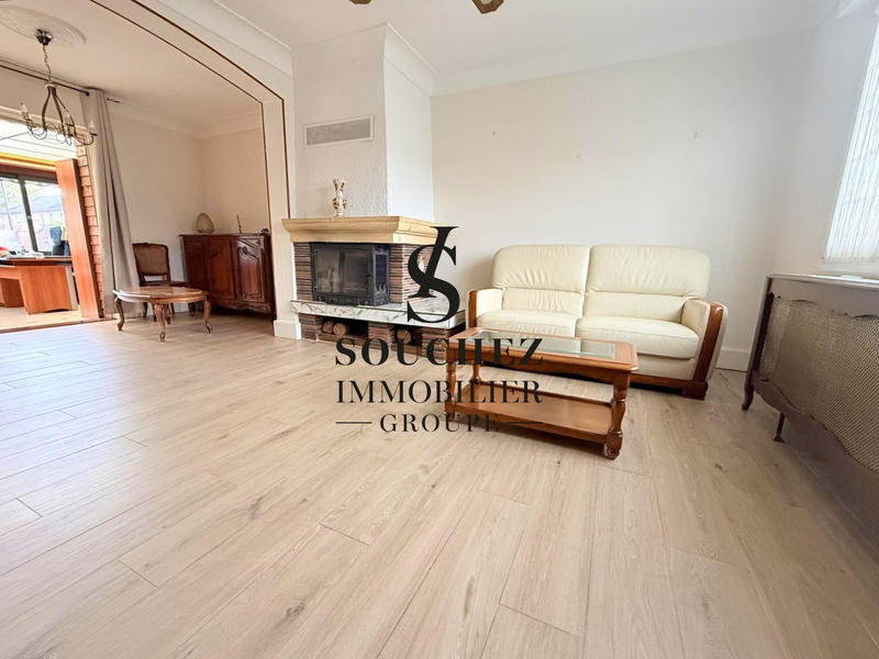 Maison - 99 m² - 5 pièces