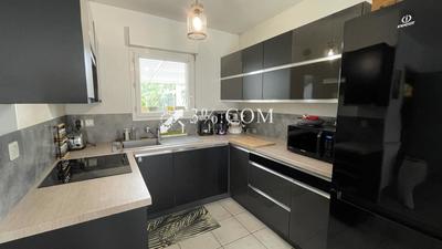 Maison - 88 m² - 4 pièces