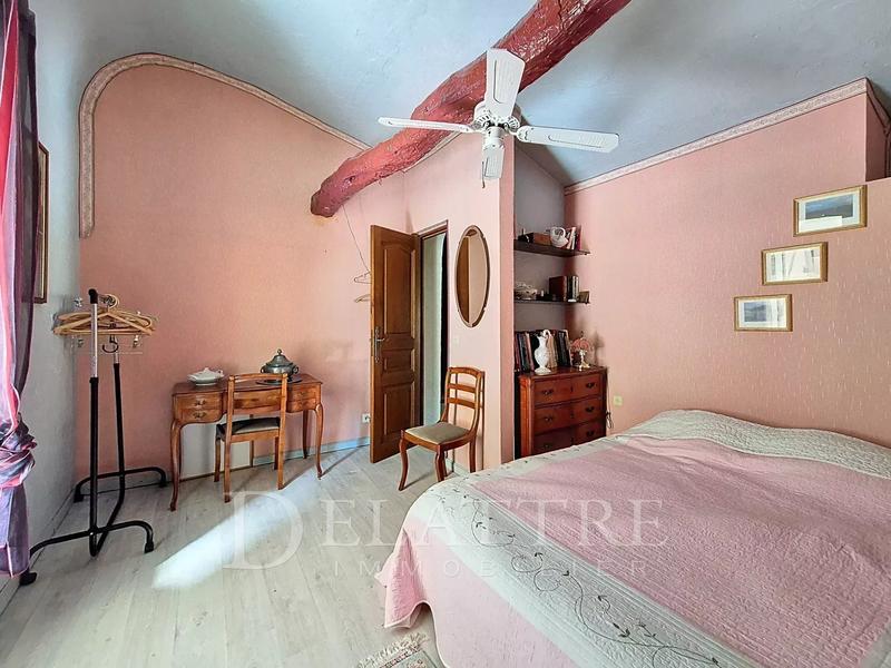 Maison - 192 m² - 7 pièces