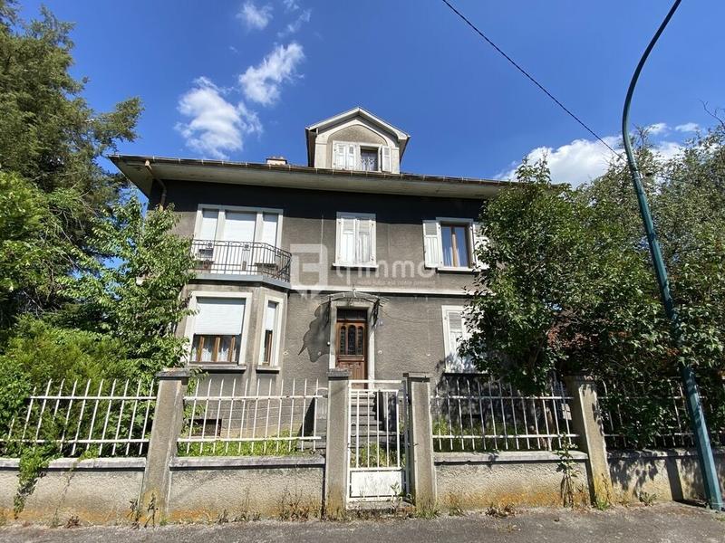 Corps de ferme - 181 m² - 8 pièces