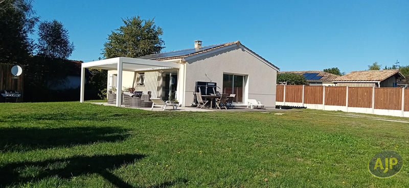 Maison - 83 m² - 3 pièces