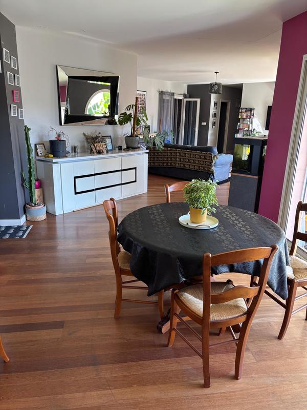 Maison - 170 m² - 5 pièces