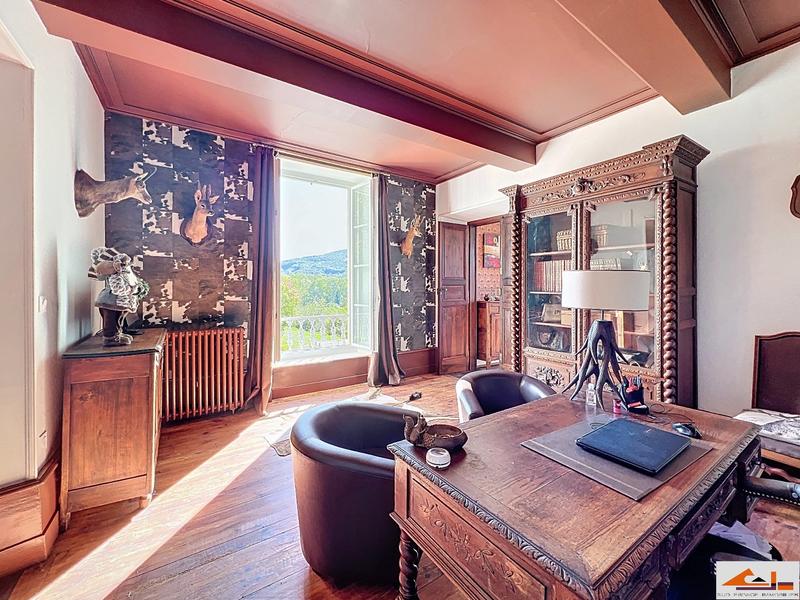 Château - 840 m² - 20 pièces