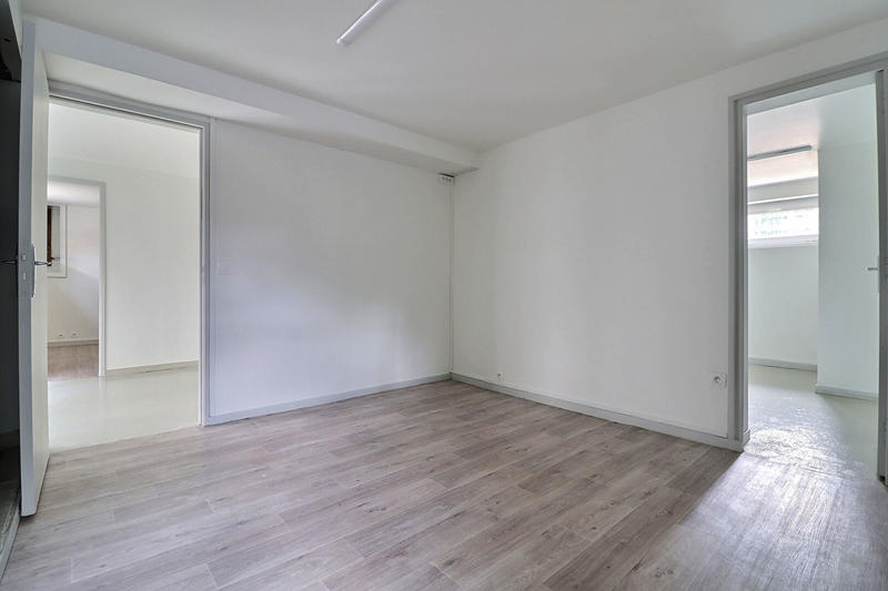 Maison - 97 m² - 8 pièces