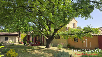 Maison traditionnelle - 133 m² - 6 pièces