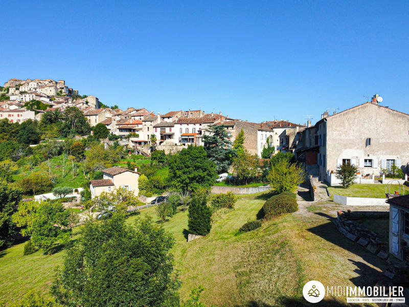 Maison ancienne - 207 m² - 7 pièces