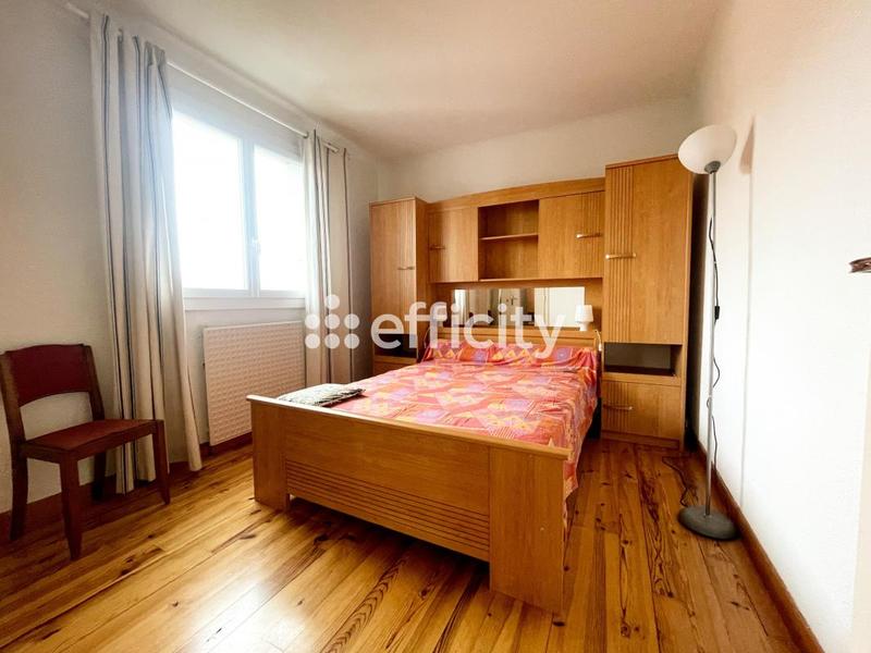 Appartement - 80 m² - 4 pièces