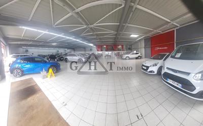 Local commercial - 955 m²