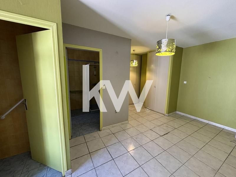 Maison - 102 m² - 5 pièces