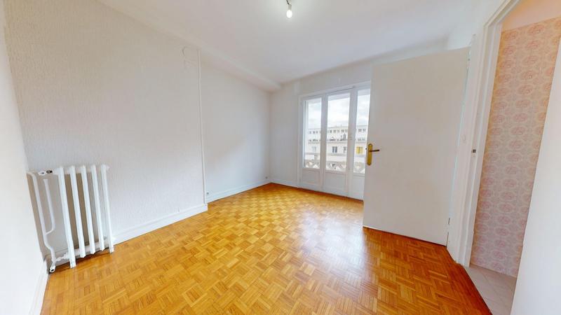 Appartement - 144 m² - 5 pièces