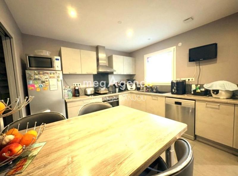 Maison - 100 m² - 4 pièces