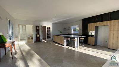 Maison - 185 m² - 7 pièces