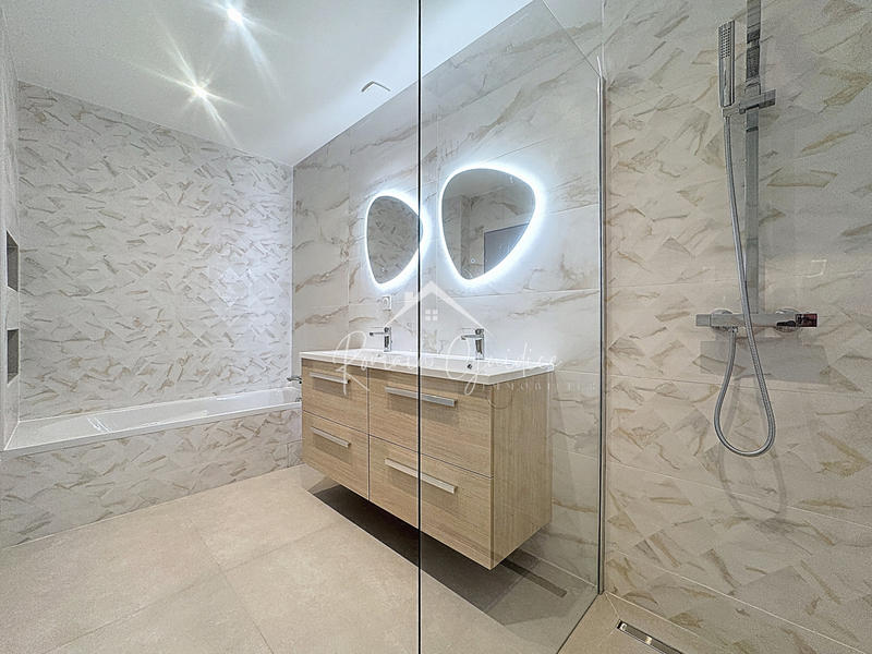 Maison - 124 m² - 4 pièces