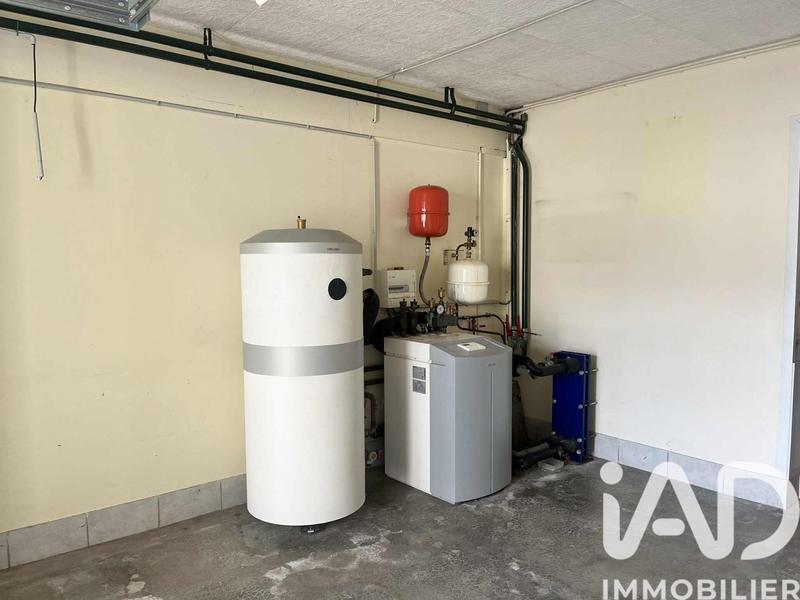 Maison - 200 m² - 8 pièces