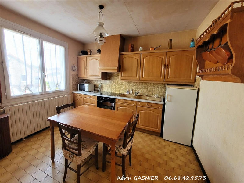 Maison - 99 m² - 4 pièces