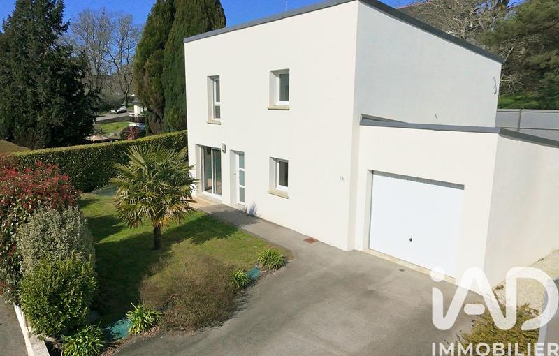 Maison - 104 m² - 5 pièces