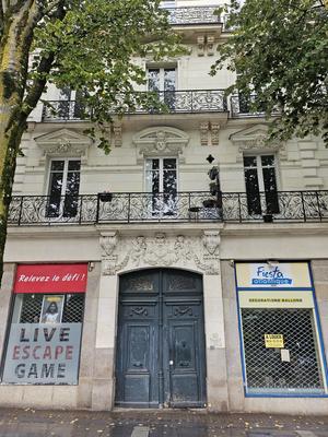 Local commercial - 218 m²