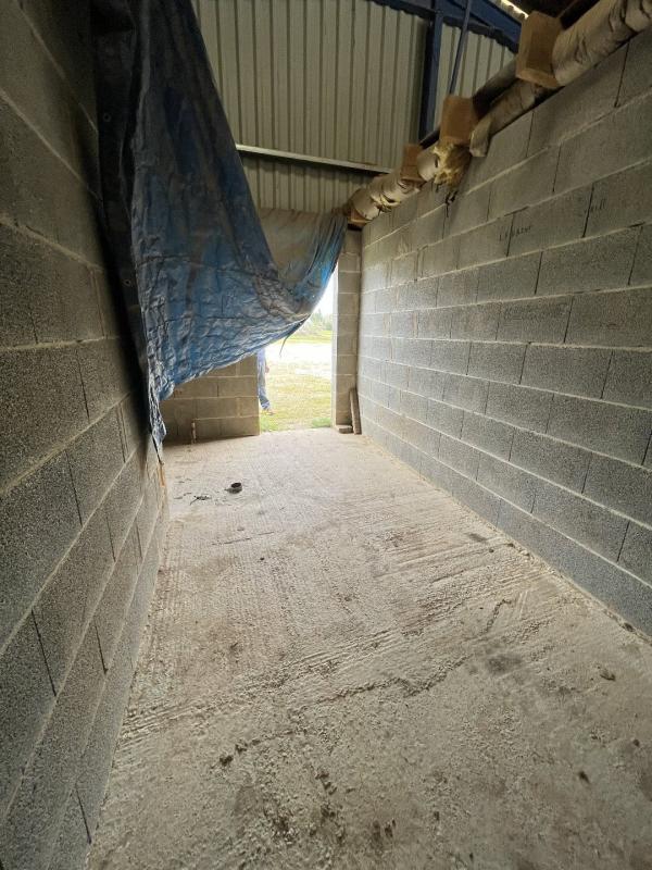 Maison ancienne - 530 m² - 3 pièces