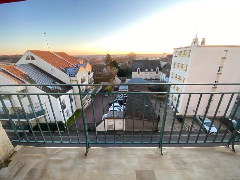 Appartement - 79 m² - 4 pièces