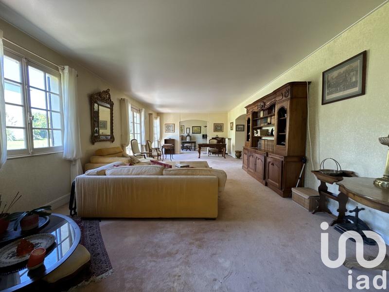 Maison - 320 m² - 9 pièces